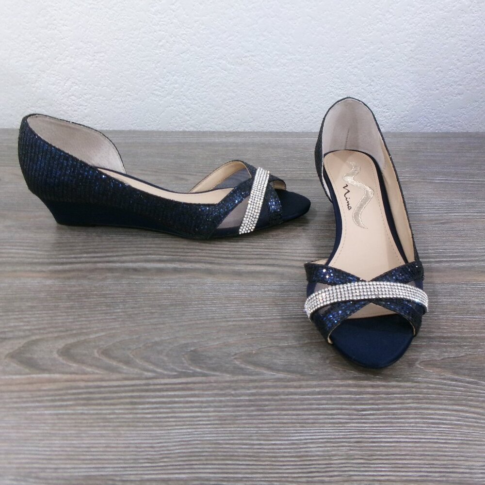 New Nina REBECCA Sparkly Navy Blue Open Toe Low Wedge Shoes 6 Rhinestones Formal